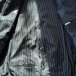Nice! Men’s two piece pinstripe suit 46R